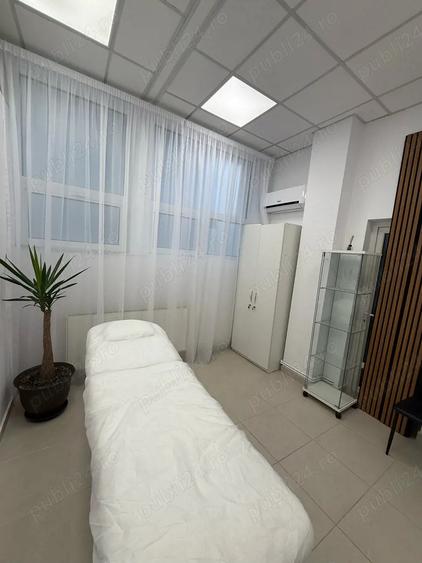 Camera Cosmetica-Masaj-Lash Luminoasa Dotata Tatarasi -Oancea - 1