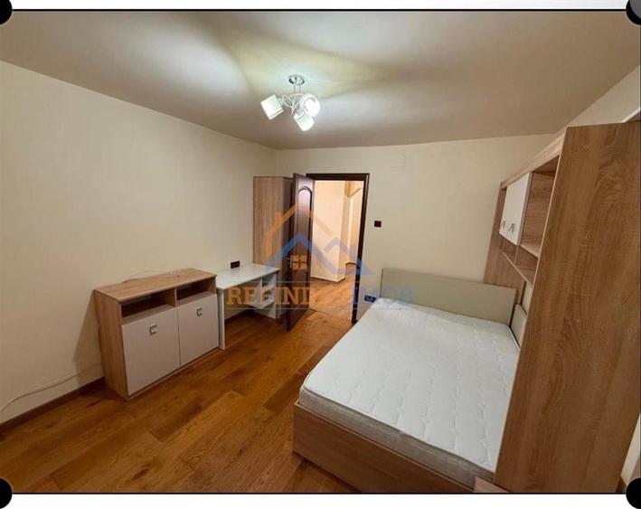 Vanzare apartament 3 camere zona Virtuti - Orsova, bloc 1989 reabilitat termic, - 10