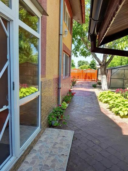 Movilita (IL) - de vanzare casa 5 cam p+1 - 10