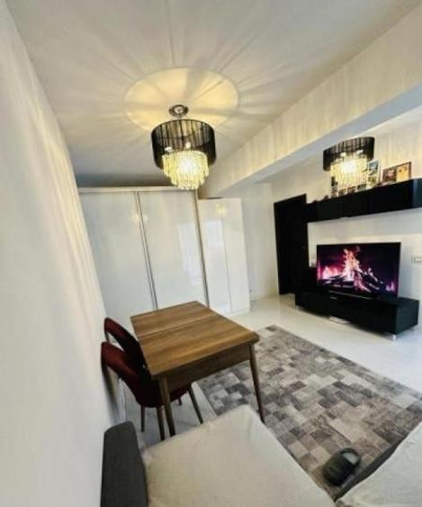 85000 euro -2 camere - bloc 2014-centrala proprie -metrou - 1