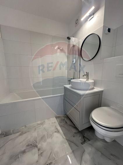 Apartament cu 4 camere de închiriat în zona Polivalenta - 6