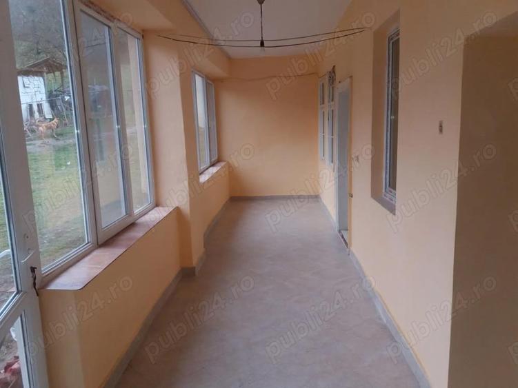 Casa cu teren foarte mare in Halmagiu - 8
