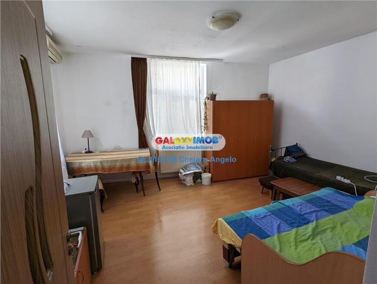 Timpuri Noi ,Suprafata Utila  175mp , doua garsoniere si un apartament - 9