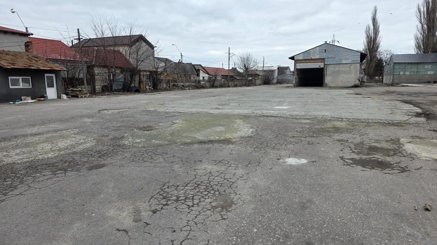 Hala 1000 mp cu platformă betonată 6.400 mp - 2