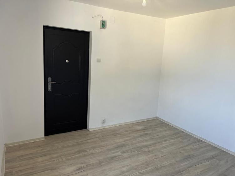 Salaj, Tunsu Petre, Aleea Livezilor - 8