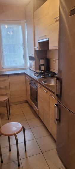 Inchiriez apartament 2 camere - 1