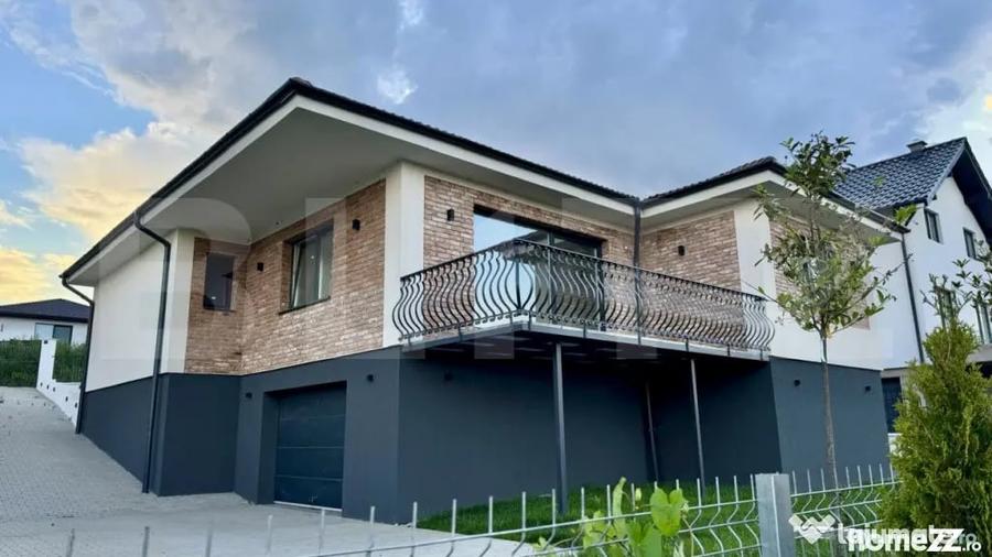 Casă cu 4 camere cu Teren 500 Mp în Corunca