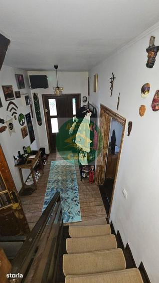 Casă cu 4 camere cu Teren 500 Mp în Central