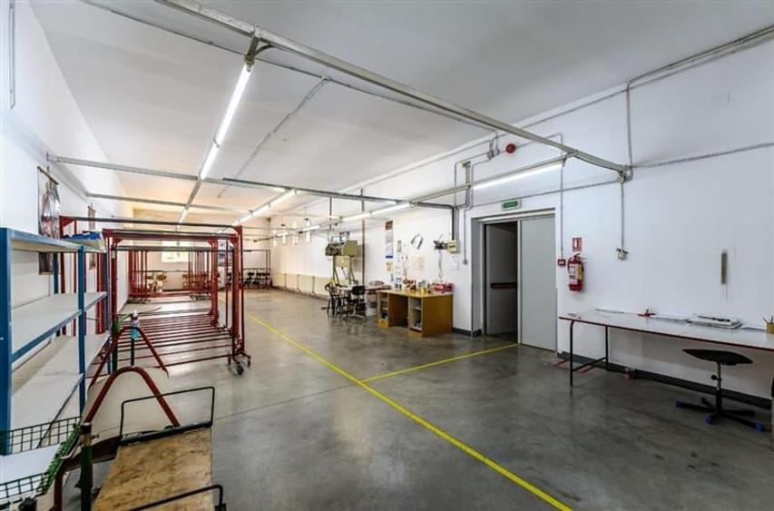 Hala pentru activitati diverse in Vladimirescu - 7