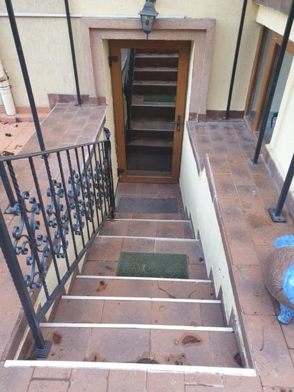 INCHIRIERE SPATIU PENTRUN BIROURI, ZONA PARCUL CAROL, LA DEMISOLUL UNEI VILE - 12