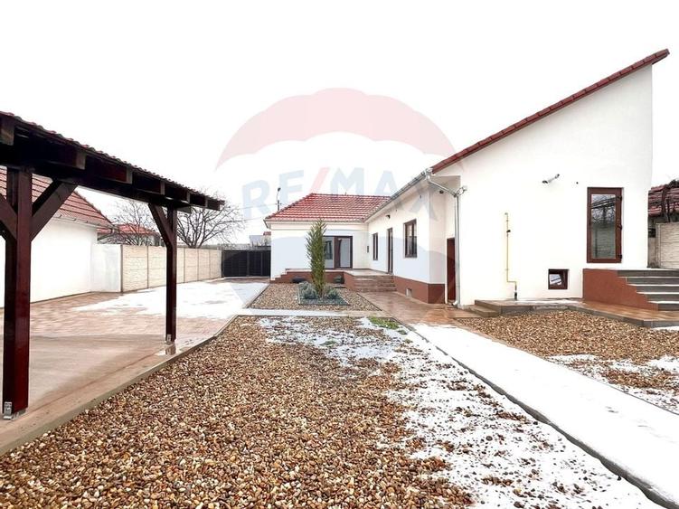 Casă de vânzare în zona Oncea, Str Ion Bogdan, teren 2.000 mp - 20