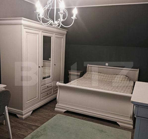 Casa individuala cu 5 camere, 240 mp, 12,8 ari teren, zona - 23