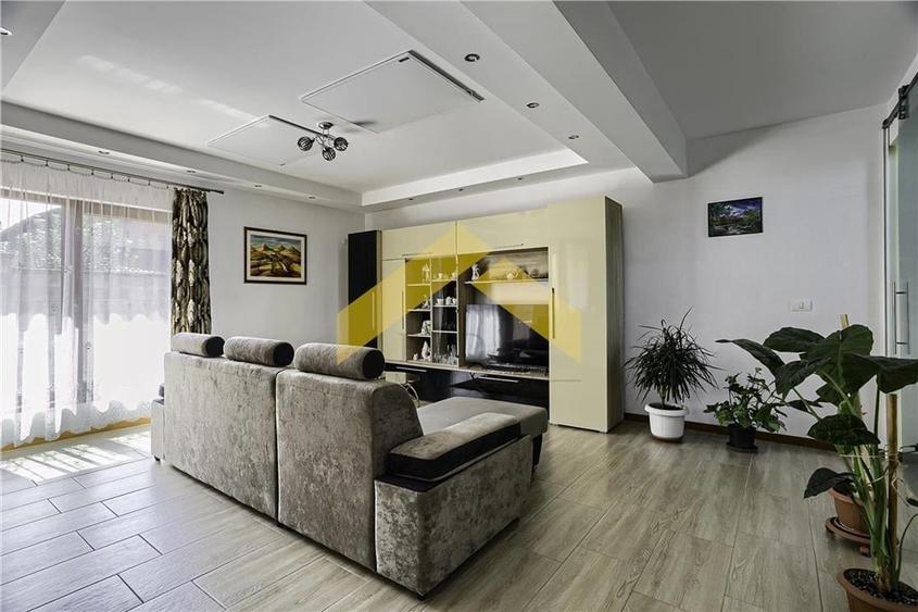 Casa tip duplex de vanzare Vladimirescu - 1