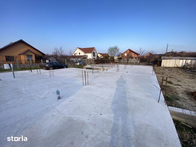 Teren de 704 mp, în Sânmihaiu Român
