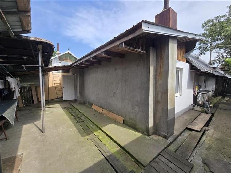 Proprietate de vanzare in Sat Izvoare, com. Bahna, judetul Neamt - 13