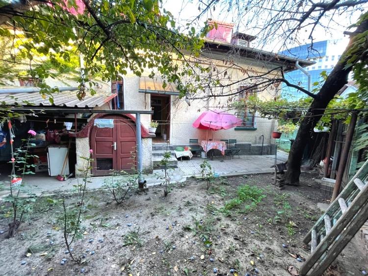 Casa Central Bulevardul Castanilor Ploiesti - 4