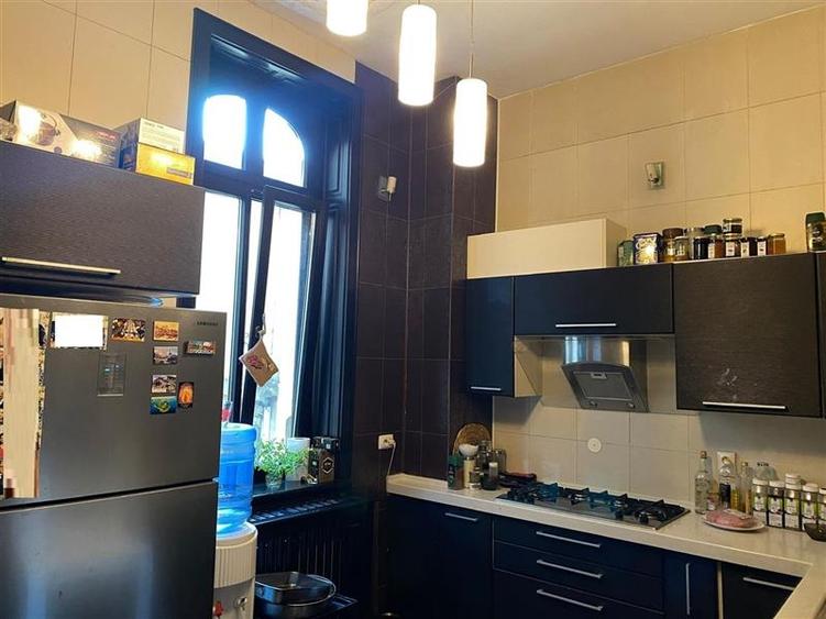 Vila brancoveneasca pretabila: birouri, clinica, ceainarie - 19