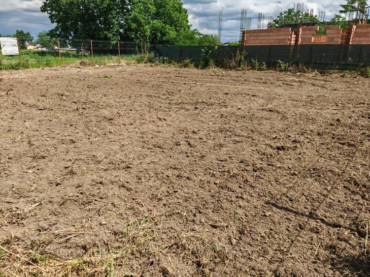 VANZARE TEREN INTRAVILAN - 11