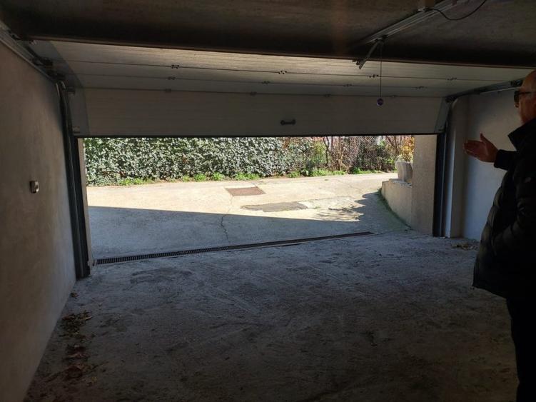 PACHE-PRO TV-DIMITROV-FERDINAND-PARTER VILA,130 MP,GARAJ DUBLU,1200 EURO - 14