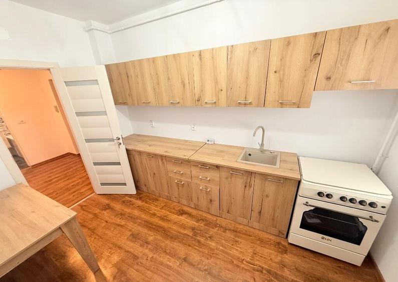 Apartament cu 2 camere, decomandat - zona Racadau - 5