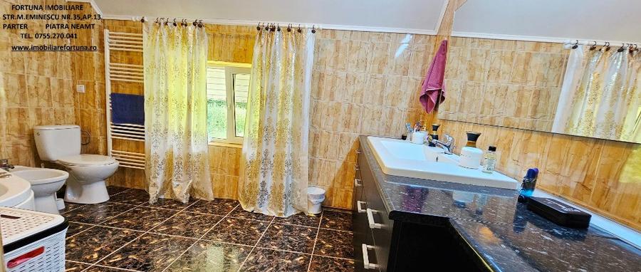 Casa cu o priveliste de vis, in inima naturii, com.Tarcau - 8