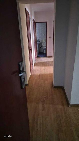 Apartament de vanzare 3 camere - 4