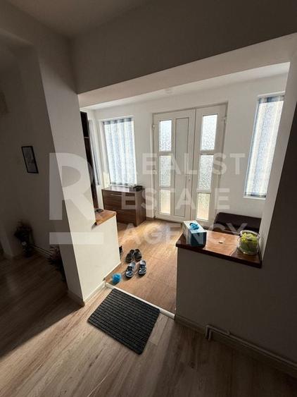 Vânzare, vilă, 5 camere și 1000 mp de teren, Valea Lupului, Iași - 4