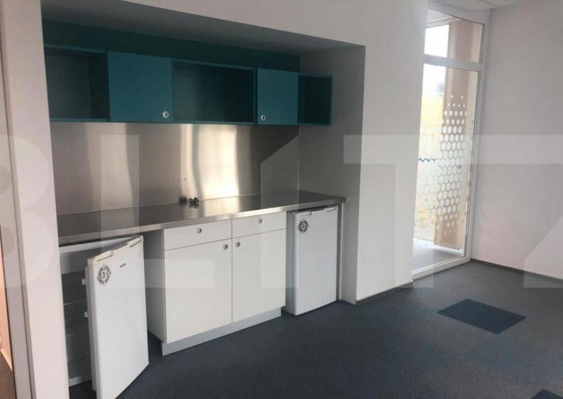 Office top class, 600 m2 - 11