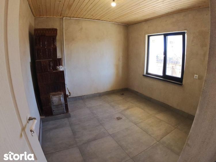 Casa la pret de apartament 4 camere, teren 1770 mp, renovata Ciorani - 6