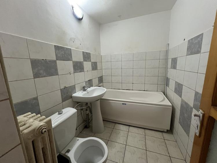 Apartament 4 camere zona Nicolina - 6