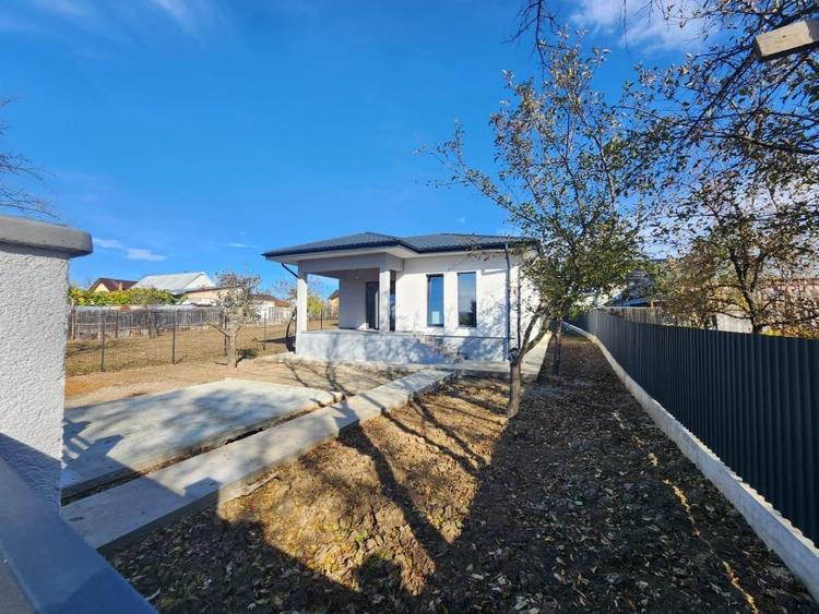 CASA INDIVIDUALA, 3 CAMERE, 550 MP TEREN, CIURBESTI - 3