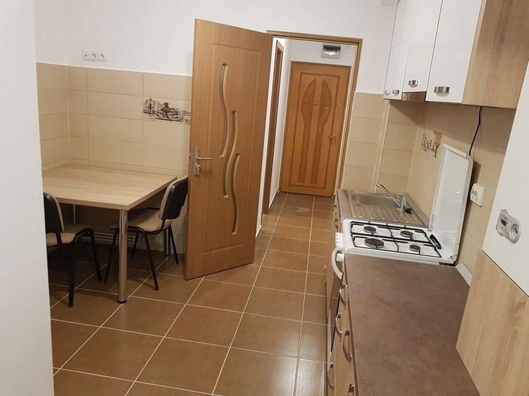 Inchiriez apartament 1 camera 40 mp Rosiori Dorobanti ( garsoniera ) - 8