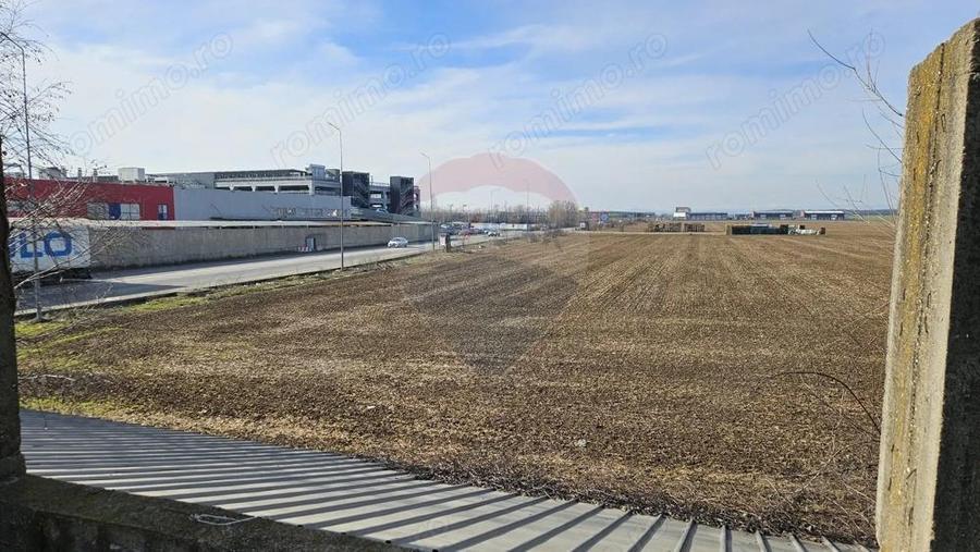 TEREN COMERCIAL DE EXCEP?IE POZI?IE STRATEGICA zona comerciala majora - 1