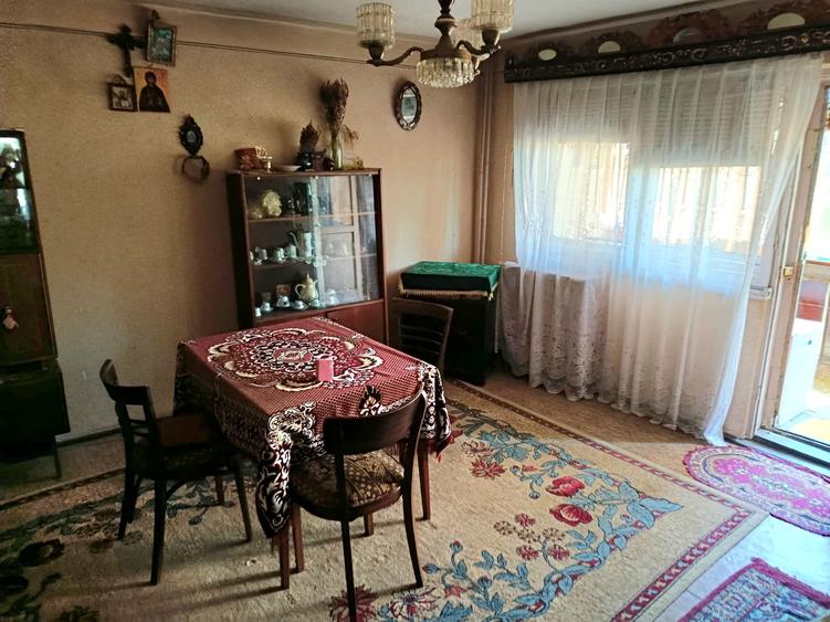 Titu, județul Dâmbovița - de vânzare apartament 3 camere, bine pozitionat! - 3