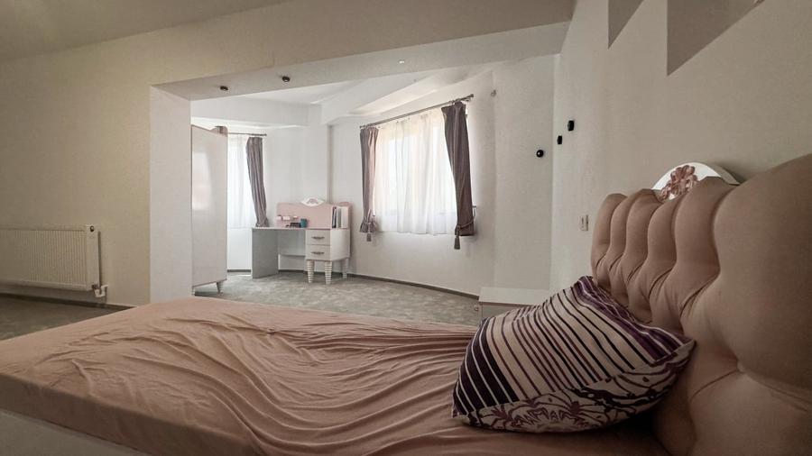 Vila D+P+1E cu 7 camere in Eforie Nord - ideal investitie sau locuinta - 22