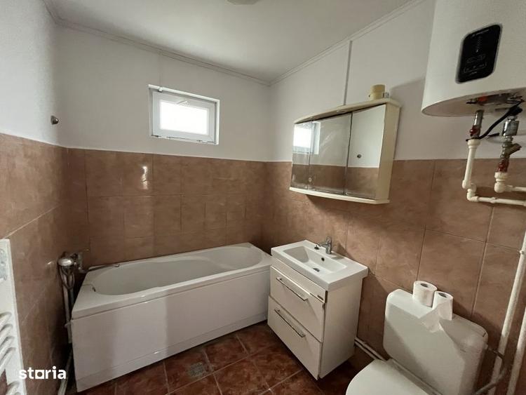 Oportunitate! Casa la sol 3 camere, zona deosebita, Valu lui Traian! - 7