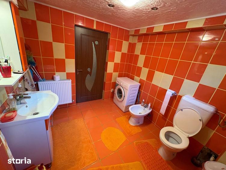 Casă cu 5 camere cu Teren 900 Mp în Ciorogârla