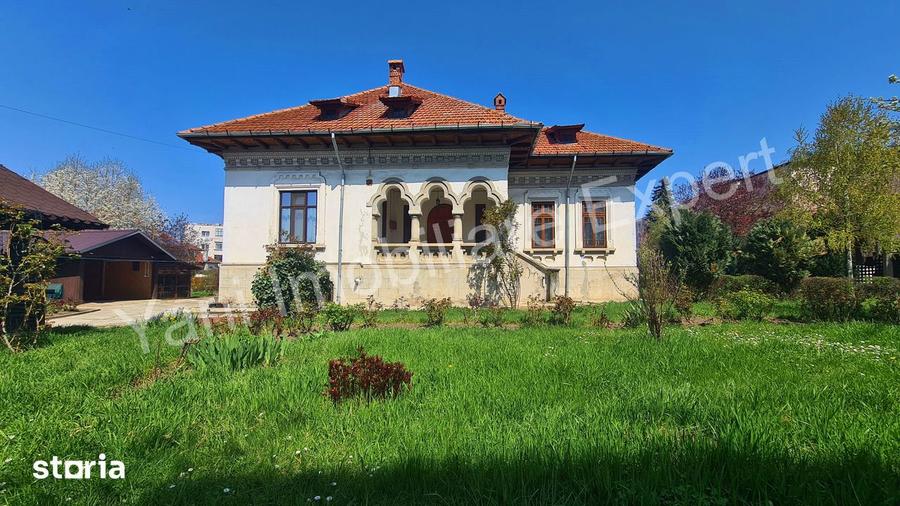 Casa de vanzare in Curtea de Arge?, bulevardul Basarabilor. - 11