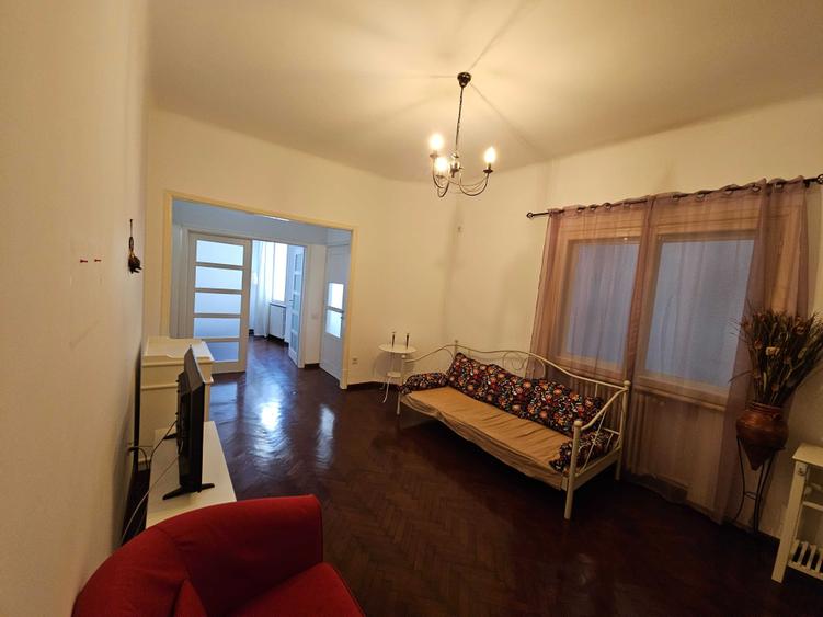 ROMANA, McDonald's, metrou, ASE, ap 2/3 camere  / Renovat complet - 1