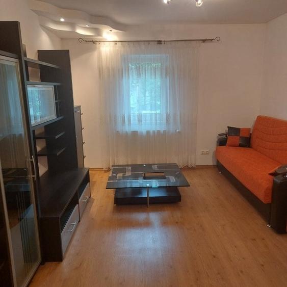 Vand apartament 3 camere decomandat - 1