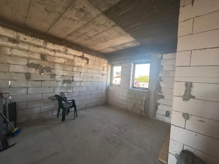 Casa plan parter, 600 mp, 115 mp utili, Metro - 9