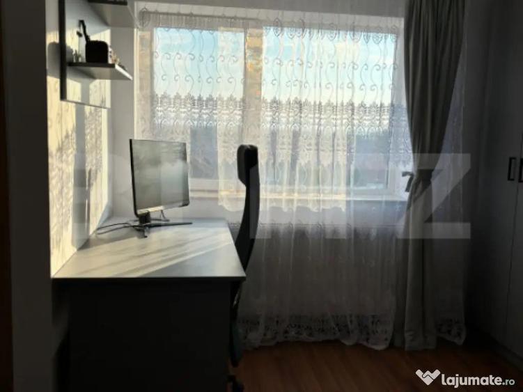 Apartament cu 3 camere de vanzare, 117 mp, zona Baritiu - 7