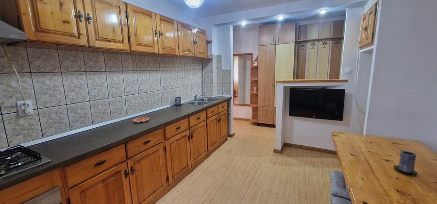 Apartament cu 2 camere decomandat si pivnita de vanzare in Vasile Aaron - 4