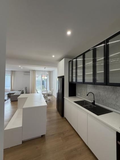 Vila moderna cu 5 camere de inchiriat in complex rezidential, Pipera - 2
