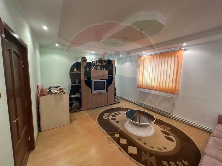 Casă spațioasă 6 camere, 2 băi, garaj spatios și terasă /0% comision - 9