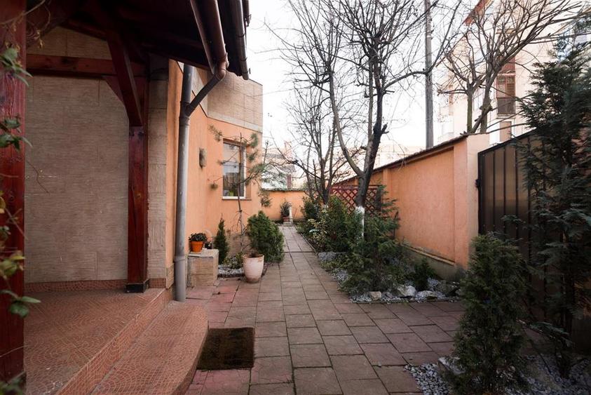 Casa P+M in zona Ciheiului, la 400 m de tramvai - 32
