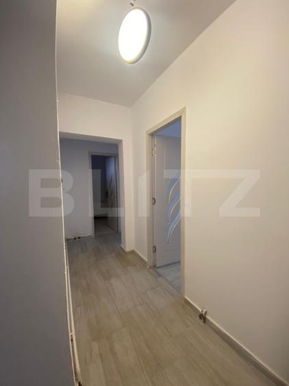Apartament cu 2 camere, decomandat in zona Centrala a Brasovului - 3