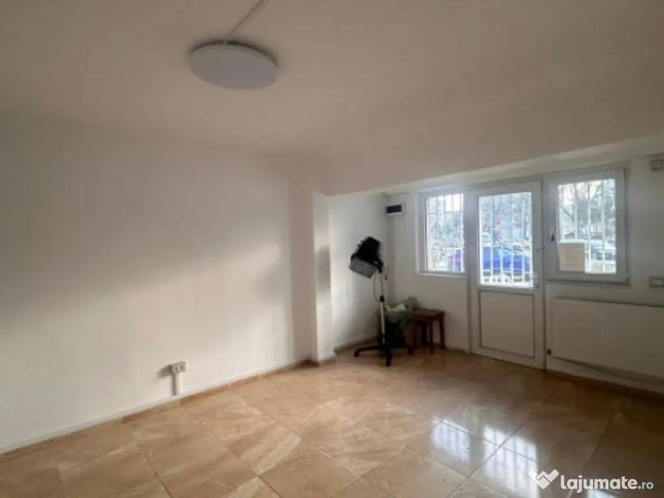 Spatiu Comercial D+P+1, situat in zona Centrala - 6