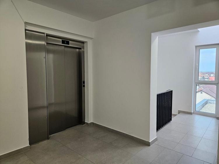 Proprietar inchiriez apartament cu 2 camere - 8