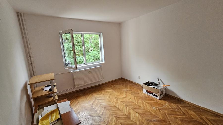 NORD-Cameliei-2cam-cubulet, cf1, dec,3/4, T, sg, izolat - 56000 euro - 14